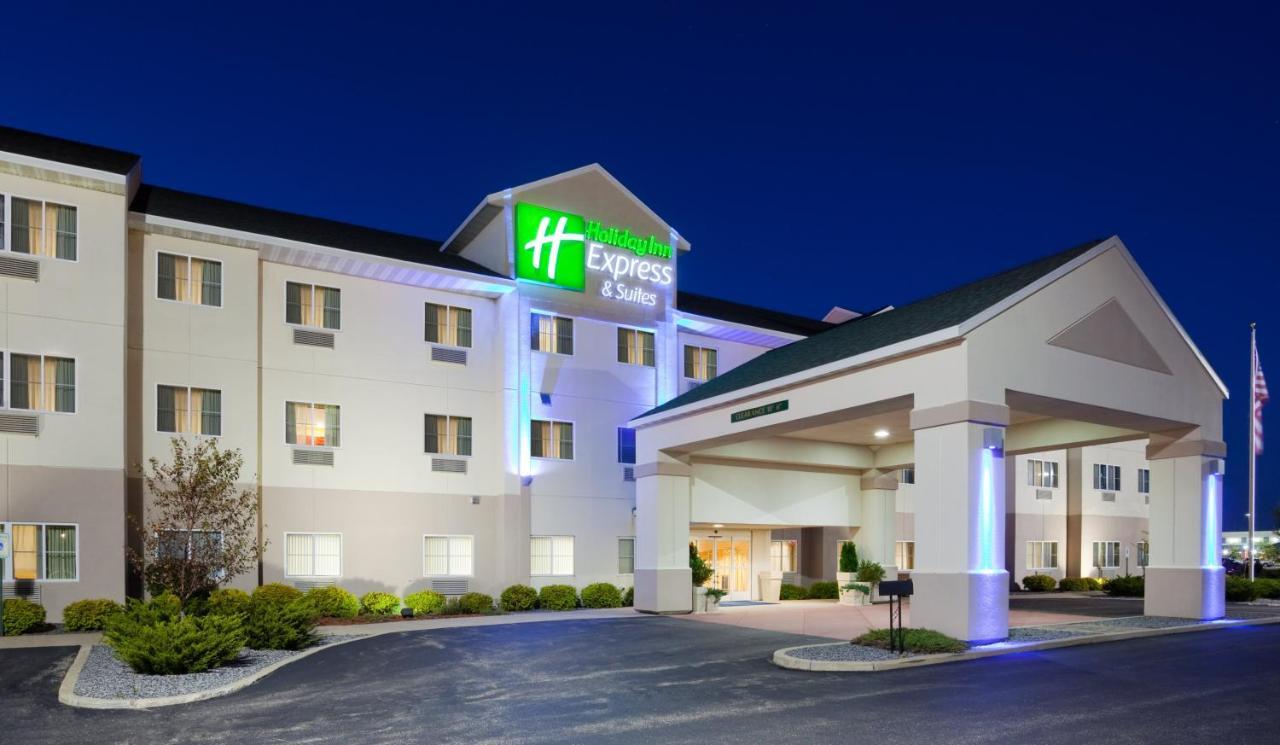 Holiday Inn Express Hotel And Suites Stevens Point, An Ihg Hotel Exterior photo